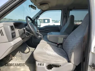 1999 Ford Super Duty F-250 XL with VIN 1FTNW21F9XED82013, listed as a Copart auction lot 44962945 with 394,926 mi miles and Clean Title. Bid and sale history available at carsss.com. Image 7.