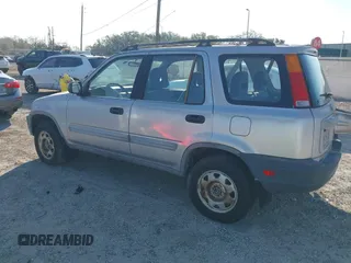 1997 Honda CR-V with VIN JHLRD184XVC014120, listed as a IAAI auction lot 41684375 with 144,915 mi miles. Bid and sale history available at carsss.com. Image 3.