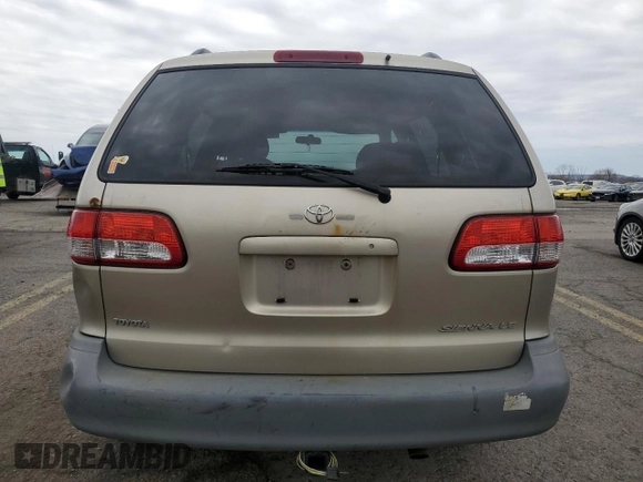 2002 Toyota Sienna LE with VIN 4T3ZF13C62U431734, listed as a Copart auction lot 52845395 with 189,088 mi miles and Salvage Title. Bid and sale history available at carsss.com. Image 6.
