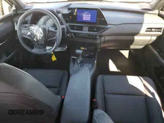 2024 Lexus UX 250h F Sport z VIN JTHB6JBH1R2189547, wystawiony jako Copart lot #80151034 z przebiegiem 7 837 mil mil oraz Nie do naprawy • Non repairable. Historia ofert i sprzedaży dostępna na DreamBid. Obrazek 8.
