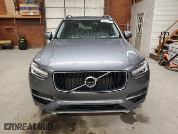 2017 Volvo XC90 Momentum z VIN YV4A22PK5H1125032, wystawiony jako Copart lot #56571475 z przebiegiem 132 549 mil mil oraz Szkoda całkowita • Salvage title. Historia ofert i sprzedaży dostępna na DreamBid. Obrazek 5.
