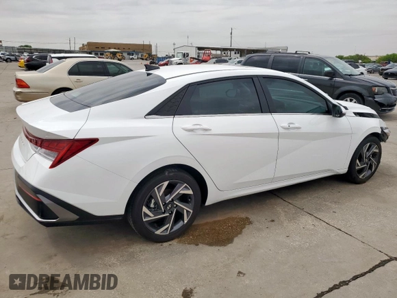 2024 Hyundai Elantra SEL z VIN KMHLS4DG1RU820451, wystawiony jako Copart lot #51041765 z przebiegiem 4 058 mil mil oraz Szkoda całkowita • Salvage title. Historia ofert i sprzedaży dostępna na DreamBid. Obrazek 3.
