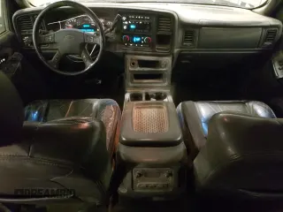 2003 Chevrolet Silverado 1500HD LT z VIN 1GCGK13U93F134049, wystawiony jako Copart lot #77205124 z przebiegiem 260 001 mil mil oraz Szkoda całkowita • Salvage title. Historia ofert i sprzedaży dostępna na DreamBid. Obrazek 8.