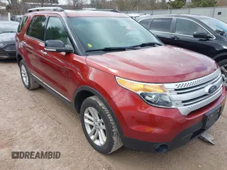 2014 Ford Explorer XLT z VIN 1FM5K8D86EGC39500, wystawiony jako IAAI lot #42096826 z przebiegiem 228 282 mil mil oraz . Historia ofert i sprzedaży dostępna na DreamBid. Obrazek 1.