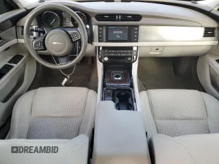 2017 Jaguar XF 35t Prestige with VIN SAJBK4BV4HCY27031, listed as a Copart auction lot 87387524 with 47,046 mi miles and Salvage Title. Bid and sale history available at carsss.com. Image 8.