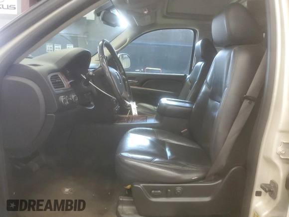 2009 Chevrolet Tahoe LTZ with VIN 1GNFK33059R294559, listed as a Copart auction lot 59545335 with 173,672 mi miles and Clean title. Bid and sale history available at DreamBid. Image 7.