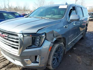 2022 GMC Yukon XL SLT with VIN 1GKS2GKD5NR287659, listed as a IAAI auction lot 41695755 with 32,466 mi miles. Bid and sale history available at carsss.com. Image 23.