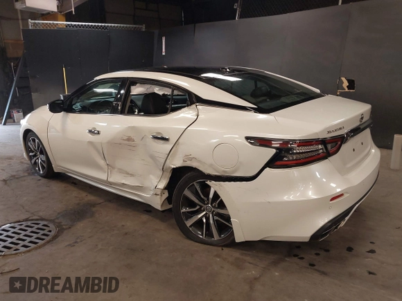 2020 Nissan Maxima SL z VIN 1N4AA6DV3LC370040, wystawiony jako IAAI lot #42437358 z przebiegiem 51 711 mil mil oraz . Historia ofert i sprzedaży dostępna na DreamBid. Obrazek 3.