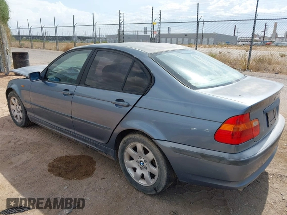 2002 BMW 3 Series 325i z VIN WBAEV33462KL68548, wystawiony jako IAAI lot #42755732 z przebiegiem Nie podano mil oraz . Historia ofert i sprzedaży dostępna na DreamBid. Obrazek 3.