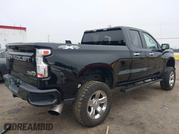 2020 Chevrolet Silverado 1500 LT with VIN 1GCRYDED5LZ157221, listed as a IAAI auction lot 41181537 with 84,912 mi miles. Bid and sale history available at carsss.com. Image 4.