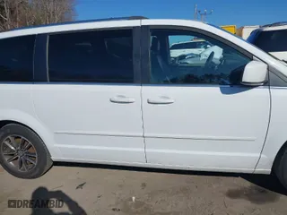 2017 Dodge Grand Caravan SXT with VIN 2C4RDGCG3HR827506, listed as a IAAI auction lot 41746018 with 264,324 mi miles. Bid and sale history available at carsss.com. Image 13.