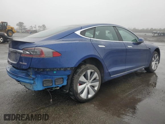 2020 Tesla Model S Performance z VIN 5YJSA1E47LF390673, wystawiony jako Copart lot #50419005 z przebiegiem 37 764 mil mil oraz Szkoda całkowita • Salvage title. Historia ofert i sprzedaży dostępna na DreamBid. Obrazek 3.