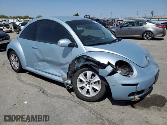 2010 Volkswagen Beetle с VIN 3VWPG3AG4AM023235, выставлен на аукционе Copart как лот 54620575 с пробегом 104 590 миль миль и Списание • Salvage title. История ставок и продаж доступна на DreamBid. Изображение 4.