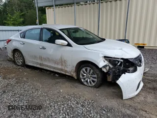 2016 Nissan Altima S z VIN 1N4AL3AP9GN355034, wystawiony jako Copart lot #56861595 z przebiegiem 171 472 mil mil oraz Szkoda całkowita • Salvage title. Historia ofert i sprzedaży dostępna na DreamBid. Obrazek 4.