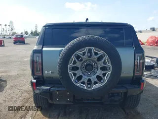 2024 GMC Hummer EV 3X with VIN 1GKB0RDC3RU101111, listed as a IAAI auction lot 41857994 with 16,246 mi miles. Bid and sale history available at carsss.com. Image 17.