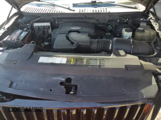 2003 Ford Expedition Special Service with VIN 1FMFU16L83LC58206, listed as a Copart auction lot 57591205 with 184,133 mi miles and Salvage title. Bid and sale history available at DreamBid. Image 12.