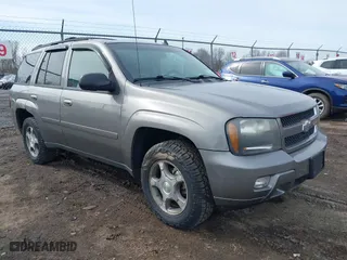 2008 Chevrolet TrailBlazer Fleet w/2FL with VIN 1GNDT13S282155183, listed as a IAAI auction lot 41753894 with 170,137 mi miles. Bid and sale history available at carsss.com. Image 1.