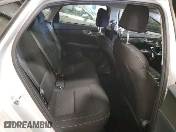 2021 Kia Forte LXS z VIN 3KPF24AD2ME345539, wystawiony jako Copart lot #55319665 z przebiegiem 102 789 mil mil oraz Nie do naprawy • Non repairable. Historia ofert i sprzedaży dostępna na DreamBid. Obrazek 10.