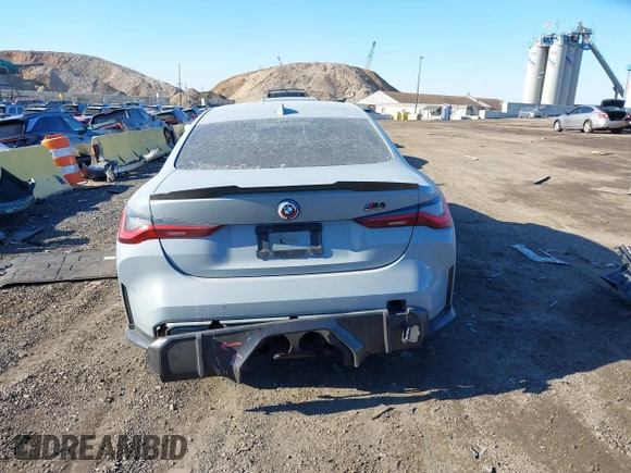 2022 BMW M4 Competition xDrive with VIN WBS43AZ02NCK30252, listed as a IAAI auction lot 41292302 with 44,704 mi miles. Bid and sale history available at carsss.com. Image 17.