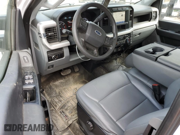 2023 Ford F-250 XL с VIN 1FT7X2BA7PEC78466, выставлен на аукционе Copart как лот 60484385 с пробегом 65 359 миль миль и Списание • Salvage title. История ставок и продаж доступна на DreamBid. Изображение 8.