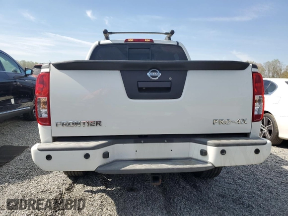 2015 Nissan Frontier Pro-4X with VIN 1N6AD0EV5FN700571, listed as a Copart auction lot 50974615 with 138,930 mi miles and Salvage title. Bid and sale history available at DreamBid. Image 6.
