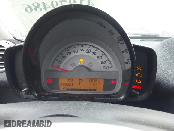 2015 Smart fortwo Passion with VIN WMEEJ3BA9FK819985, listed as a IAAI auction lot 41879486 with 79,394 mi miles. Bid and sale history available at carsss.com. Image 7.