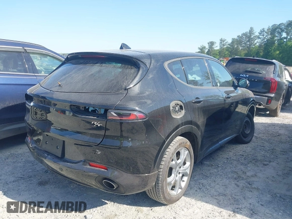 2024 Dodge Hornet R/T with VIN ZACPDFCW4R3A44037, listed as a IAAI auction lot 42156053 with 17,196 mi miles and . Bid and sale history available at DreamBid. Image 4.