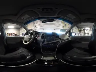 2013 Toyota Sienna SE с VIN 5TDXK3DC4DS355030, выставлен на аукционе IAAI как лот 42323907 с пробегом 190 836 миль миль и . История ставок и продаж доступна на DreamBid. Изображение 18.