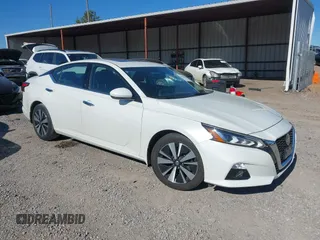 2019 Nissan Altima SV with VIN 1N4BL4DV9KC221066, listed as a IAAI auction lot 41355044 with 27,625 mi miles and . Bid and sale history available at DreamBid. Image 1.