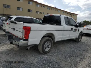 2019 Ford F-250 XL with VIN 1FT7X2A6XKED16231, listed as a Copart auction lot 41452505 with 107,277 mi miles and Non repairable. Bid and sale history available at DreamBid. Image 3.