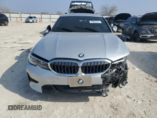2020 BMW 3 Series 330i xDrive with VIN WBA5R7C05LFH71703, listed as a Copart auction lot 44063915 with Not Provided miles and Salvage Title. Bid and sale history available at DreamBid. Image 5.