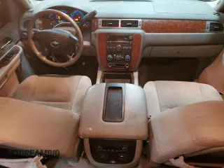 2008 Chevrolet Avalanche LT w/3LT with VIN 3GNFK12328G120981, listed as a Copart auction lot 84547674 with 213,017 mi miles and Clean Title. Bid and sale history available at carsss.com. Image 8.