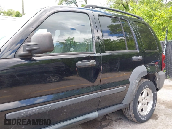 2007 Jeep Liberty Sport z VIN 1J4GL48K47W638630, wystawiony jako IAAI lot #42359834 z przebiegiem 181 539 mil mil oraz . Historia ofert i sprzedaży dostępna na DreamBid. Obrazek 6.