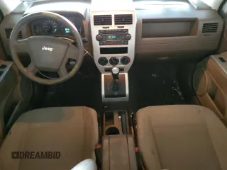 2008 Jeep Patriot Sport с VIN 1J8FF28W68D759620, выставлен на аукционе Copart как лот 51824805 с пробегом 197 180 миль миль и Списание • Salvage title. История ставок и продаж доступна на DreamBid. Изображение 8.