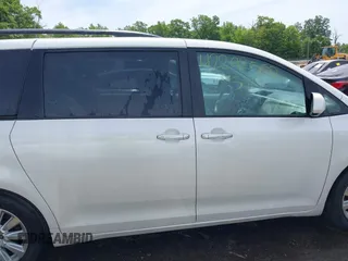 2011 Toyota Sienna XLE AAS with VIN 5TDYK3DC0BS008439, listed as a IAAI auction lot 42292552 with 115,162 mi miles and . Bid and sale history available at DreamBid. Image 13.