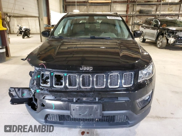 2018 Jeep Compass Latitude with VIN 3C4NJDBB7JT320932, listed as a Copart auction lot 49498265 with 70,829 mi miles and Salvage Title. Bid and sale history available at carsss.com. Image 5.