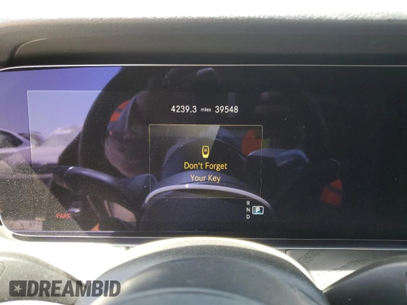 2022 Mercedes-Benz E 350 with VIN W1KZF8DB0NB077775, listed as a Copart auction lot 56567085 with 39,548 mi miles and Salvage title. Bid and sale history available at DreamBid. Image 9.