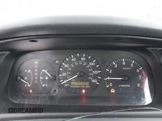 1999 Toyota Camry LE z VIN 4T1BF28K4XU931902, wystawiony jako IAAI lot #41707824 z przebiegiem 171 224 mil mil oraz . Historia ofert i sprzedaży dostępna na DreamBid. Obrazek 7.