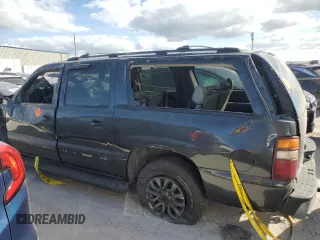 2003 Chevrolet Suburban LT with VIN 3GNEC16Z83G112366, listed as a Copart auction lot 76051074 with 0 mi miles and Salvage Title. Bid and sale history available at carsss.com. Image 2.