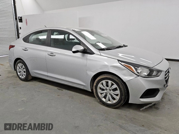 2021 Hyundai Accent SE with VIN 3KPC24A6XME128762, listed as a Copart auction lot 60730375 with 58,103 mi miles and Clean title. Bid and sale history available at DreamBid. Image 4.