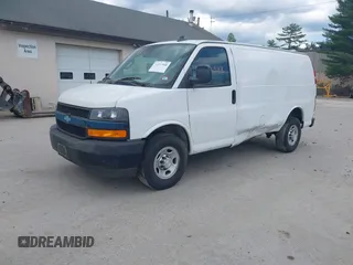 2018 Chevrolet Express Cargo with VIN 1GCWGAFPXJ1174685, listed as a IAAI auction lot 42577588 with 54,673 mi miles and . Bid and sale history available at DreamBid. Image 17.