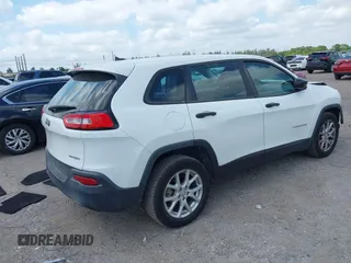 2015 Jeep Cherokee Sport with VIN 1C4PJLAB2FW566132, listed as a IAAI auction lot 42103012 with 138,016 mi miles. Bid and sale history available at carsss.com. Image 4.