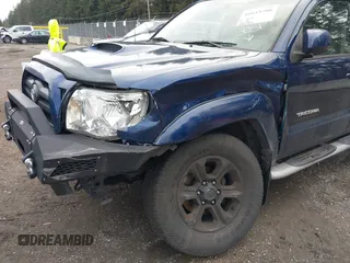 2006 Toyota Tacoma with VIN 5TEUU42N06Z165755, listed as a IAAI auction lot 41619786 with 168,910 mi miles. Bid and sale history available at carsss.com. Image 6.