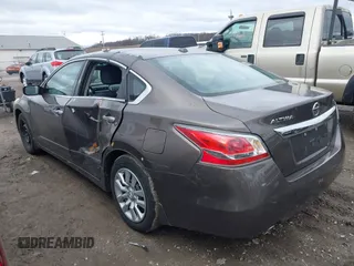 2015 Nissan Altima S z VIN 1N4AL3AP9FC107814, wystawiony jako IAAI lot #41653655 z przebiegiem 159 687 mil mil oraz . Historia ofert i sprzedaży dostępna na DreamBid. Obrazek 3.