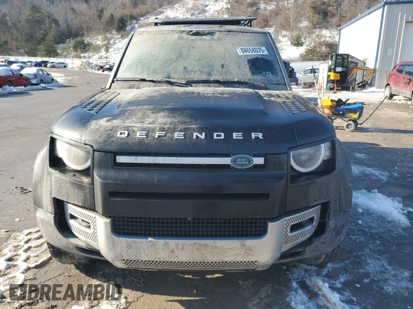 2022 Land Rover Defender S with VIN SALEJ7RX9N2079507, listed as a Copart auction lot 88658025 with 26,381 mi miles and Salvage title. Bid and sale history available at DreamBid. Image 5.