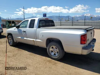 2008 Dodge Dakota SLT with VIN 1D7HW42K08S544639, listed as a Copart auction lot 50116885 with 109,824 mi miles and Salvage Title. Bid and sale history available at carsss.com. Image 2.