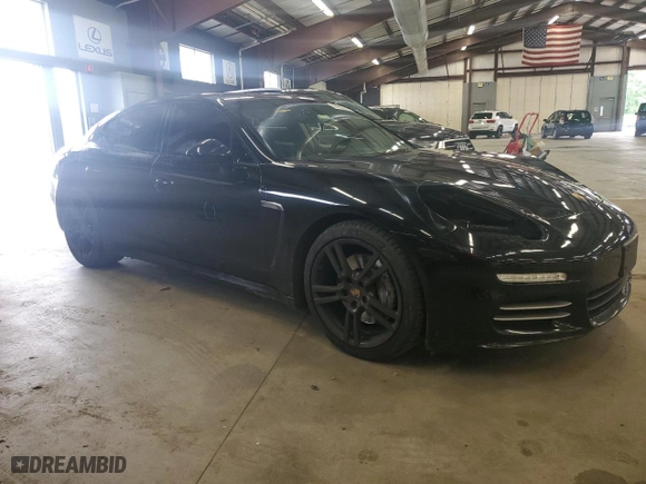 2014 Porsche Panamera with VIN WP0AA2A77EL005310, listed as a Copart auction lot 65953744 with 112,107 mi miles and Salvage Title. Bid and sale history available at carsss.com. Image 4.