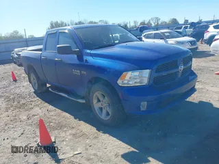 2014 Ram 1500 Express z VIN 1C6RR7FT3ES220775, wystawiony jako IAAI lot #40857881 z przebiegiem 96 956 mil mil oraz . Historia ofert i sprzedaży dostępna na DreamBid. Obrazek 1.
