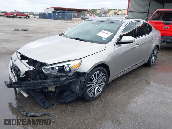 2014 Kia Cadenza Limited with VIN KNALN4D71E5137744, listed as a IAAI auction lot 42063014 with 61,310 mi miles. Bid and sale history available at carsss.com. Image 17.