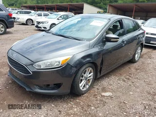 2016 Ford Focus SE z VIN 1FADP3F2XGL397092, wystawiony jako IAAI lot #42619802 z przebiegiem 232 252 mil mil oraz . Historia ofert i sprzedaży dostępna na DreamBid. Obrazek 2.